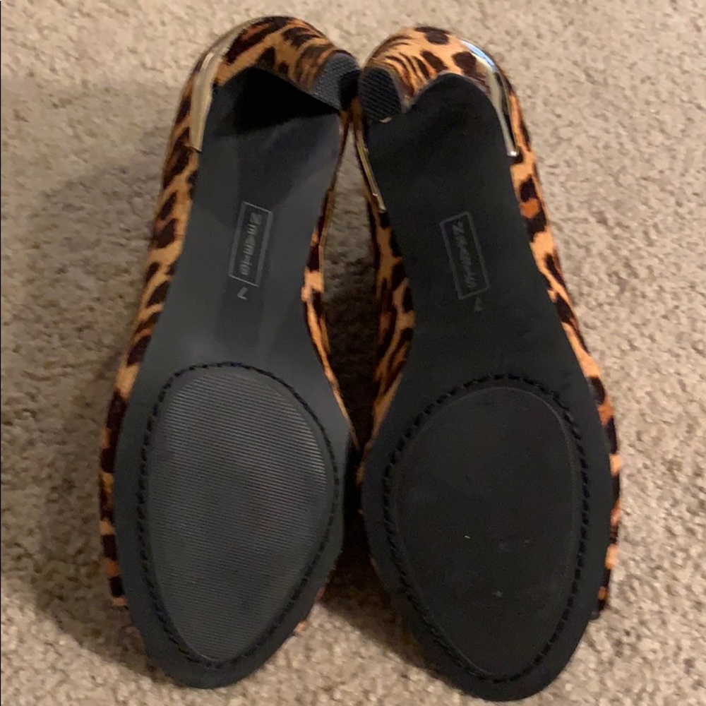 LEOPARD MOHAIR Leather BOOTIES- NWOT - Picture 6 of 7